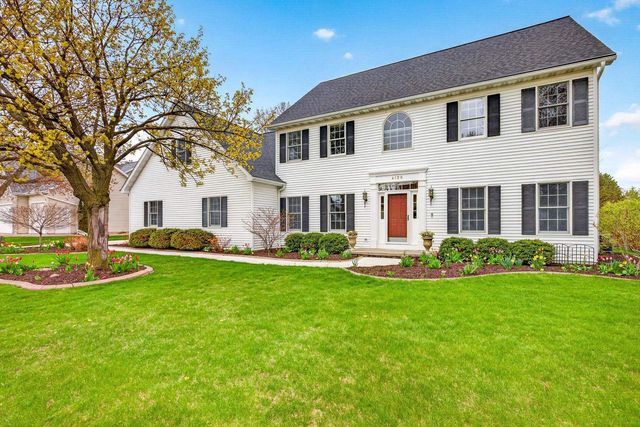 4120 N WINDCROSS DRIVE, Appleton, WI 54913