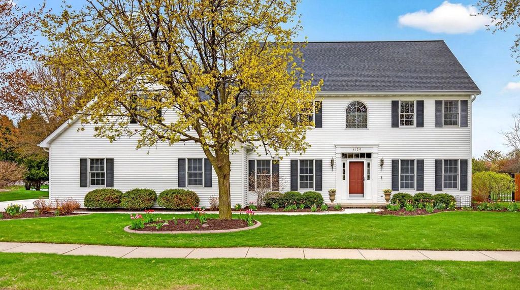 4120 N WINDCROSS DRIVE, Appleton, WI 54913