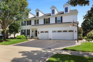 2245 Hazeltime Drive, Vernon Hills, IL 60061