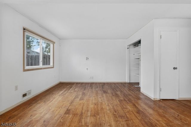 17 Joanna Pl, Woodbridge Twp., NJ 07067