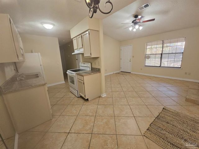 9345 Chisholm Rd K-1, Pensacola, FL 32514