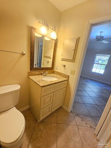 9345 Chisholm Rd K-1, Pensacola, FL 32514