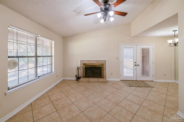 9345 Chisholm Rd K-1, Pensacola, FL 32514