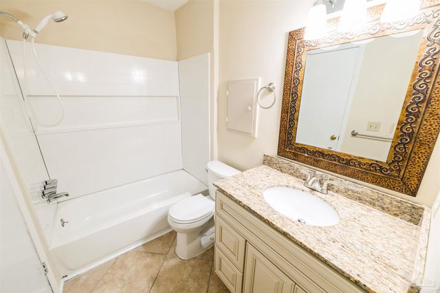 9345 Chisholm Rd K-1, Pensacola, FL 32514