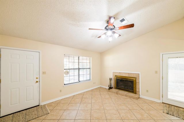 9345 Chisholm Rd K-1, Pensacola, FL 32514