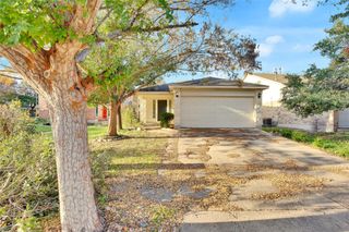 2512 Jesse Owens DR, Austin, TX 78748