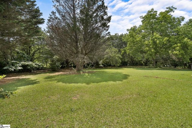 111 Shore Line Drive, Anderson, SC 29626