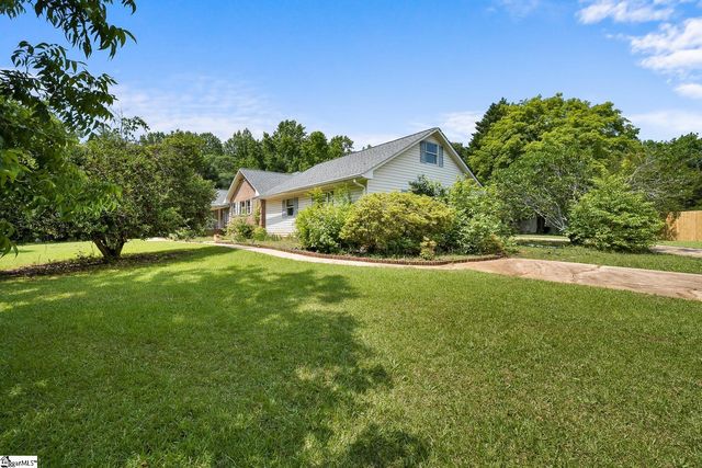 111 Shore Line Drive, Anderson, SC 29626