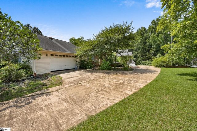 111 Shore Line Drive, Anderson, SC 29626