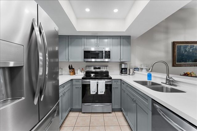39650 US HWY 19 N 573, Tarpon Springs, FL 34689