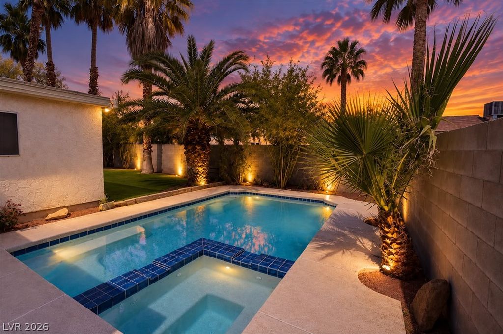 4490 Margarete Avenue, Las Vegas, NV 89121 — exterior