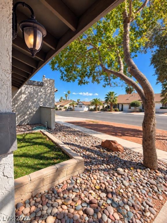 4490 Margarete Avenue, Las Vegas, NV 89121 — photo 5