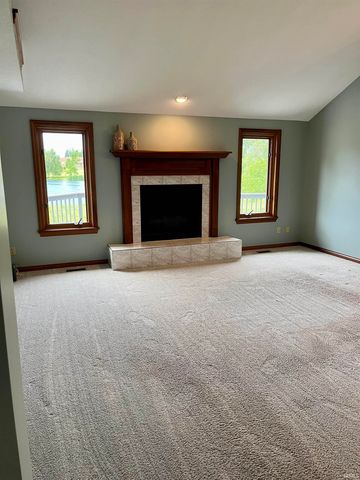 3563 Franklin Dr Drive, Auburn, IN 46706
