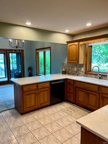 3563 Franklin Dr Drive, Auburn, IN 46706
