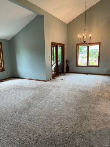 3563 Franklin Dr Drive, Auburn, IN 46706