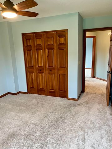 3563 Franklin Dr Drive, Auburn, IN 46706