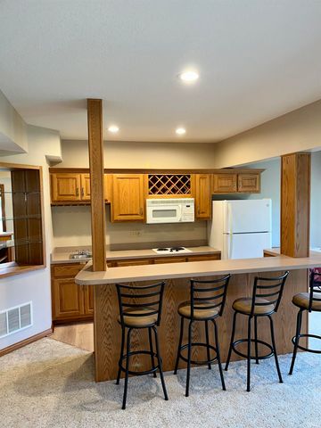 3563 Franklin Dr Drive, Auburn, IN 46706