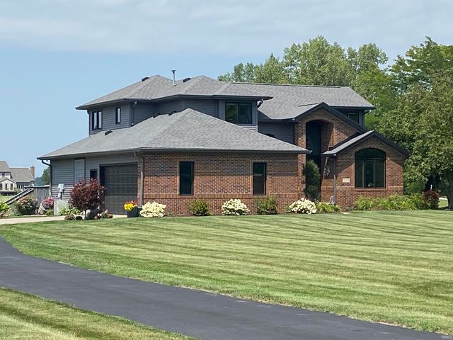 3563 Franklin Dr Drive, Auburn, IN 46706