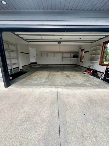 3563 Franklin Dr Drive, Auburn, IN 46706