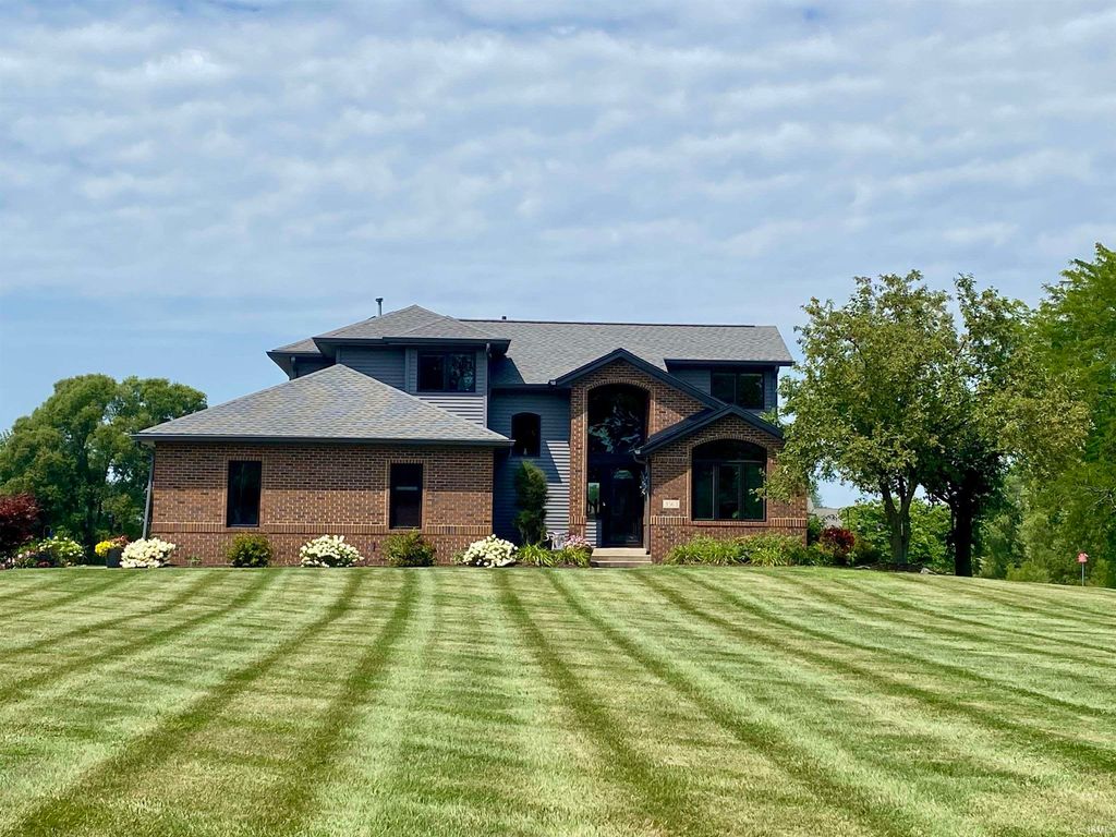 3563 Franklin Dr Drive, Auburn, IN 46706