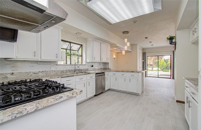 714 Sandpiper Drive, Sugar Land, TX 77478