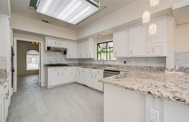 714 Sandpiper Drive, Sugar Land, TX 77478