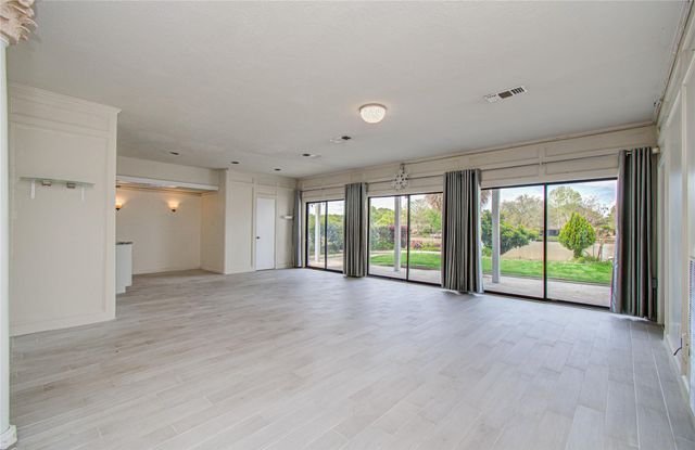 714 Sandpiper Drive, Sugar Land, TX 77478