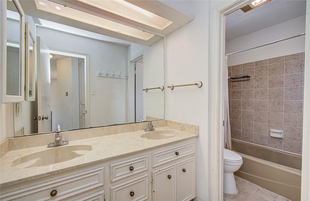 714 Sandpiper Drive, Sugar Land, TX 77478