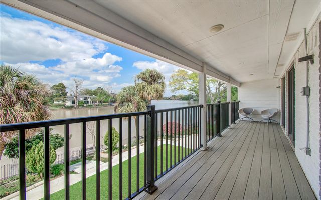 714 Sandpiper Drive, Sugar Land, TX 77478