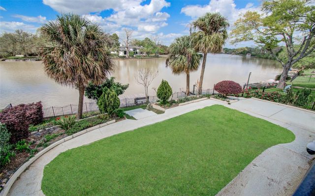 714 Sandpiper Drive, Sugar Land, TX 77478