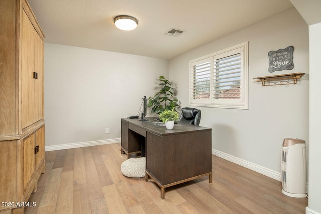 23031 N 43RD Place, Phoenix, AZ 85050