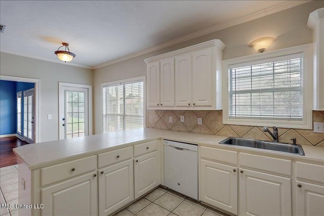 108 Turnberry Cove, Clinton, MS 39056