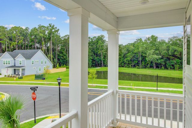 254 Red Bluff Street, Summerville, SC 29483