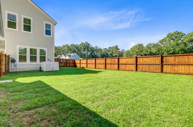 254 Red Bluff Street, Summerville, SC 29483