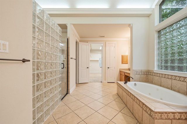 3 Etude Court, Spring, TX 77382