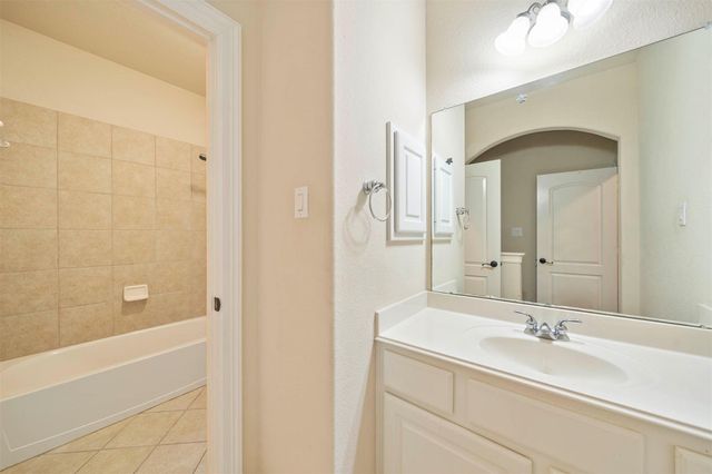 3 Etude Court, Spring, TX 77382