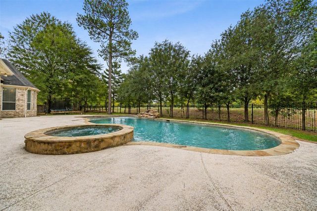 3 Etude Court, Spring, TX 77382
