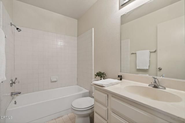 5288 Shiloh Way, Ventura, CA 93003