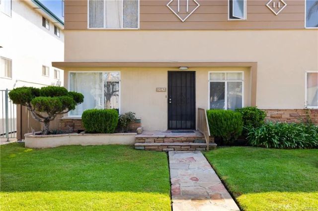 1042 S Sherbourne Drive 4, Los Angeles, CA 90035