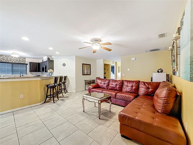 11112 HIDDEN BREEZE DRIVE, Wimauma, FL 33598