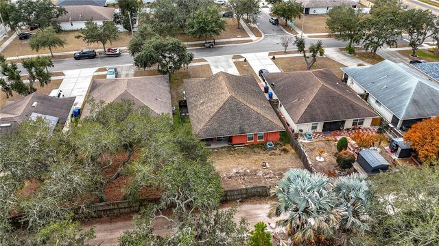 11112 HIDDEN BREEZE DRIVE, Wimauma, FL 33598