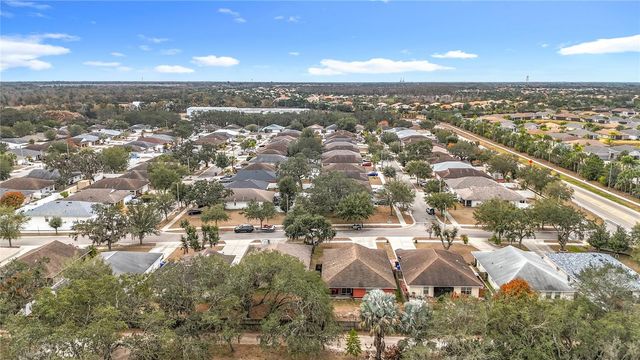 11112 HIDDEN BREEZE DRIVE, Wimauma, FL 33598