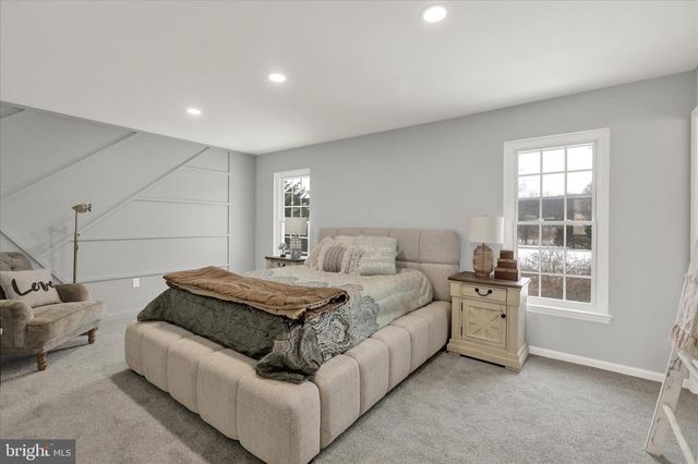 1049 CHRISTINA DR, Leesport, PA 19533