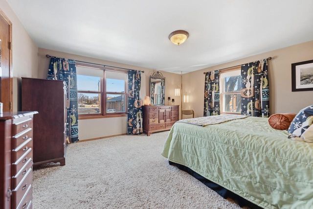 1250 CASS STREET, Green Bay, WI 54301