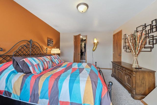 1250 CASS STREET, Green Bay, WI 54301