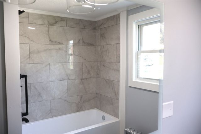 283 Hillcrest Ave, West Springfield, MA 01089