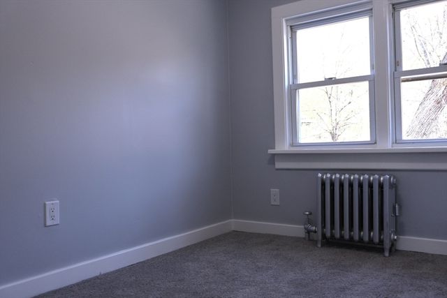 283 Hillcrest Ave, West Springfield, MA 01089