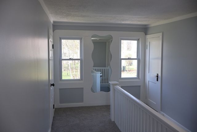 283 Hillcrest Ave, West Springfield, MA 01089