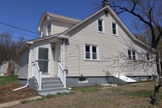 283 Hillcrest Ave, West Springfield, MA 01089