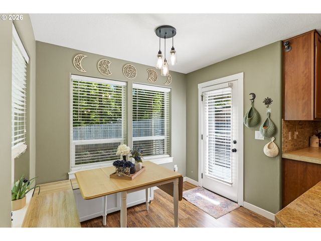 17376 AUBIN St, Sandy, OR 97055